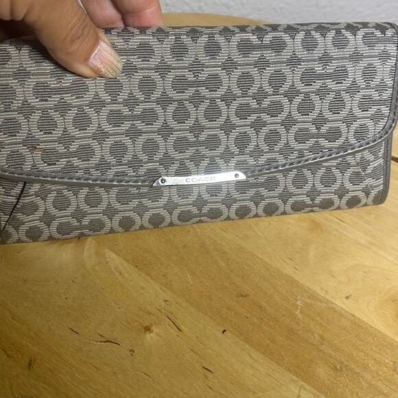 Coach Madison Slim Envelope Fabric Needlepoint Op Art Mahogany Wallet - Picture 2 of 8